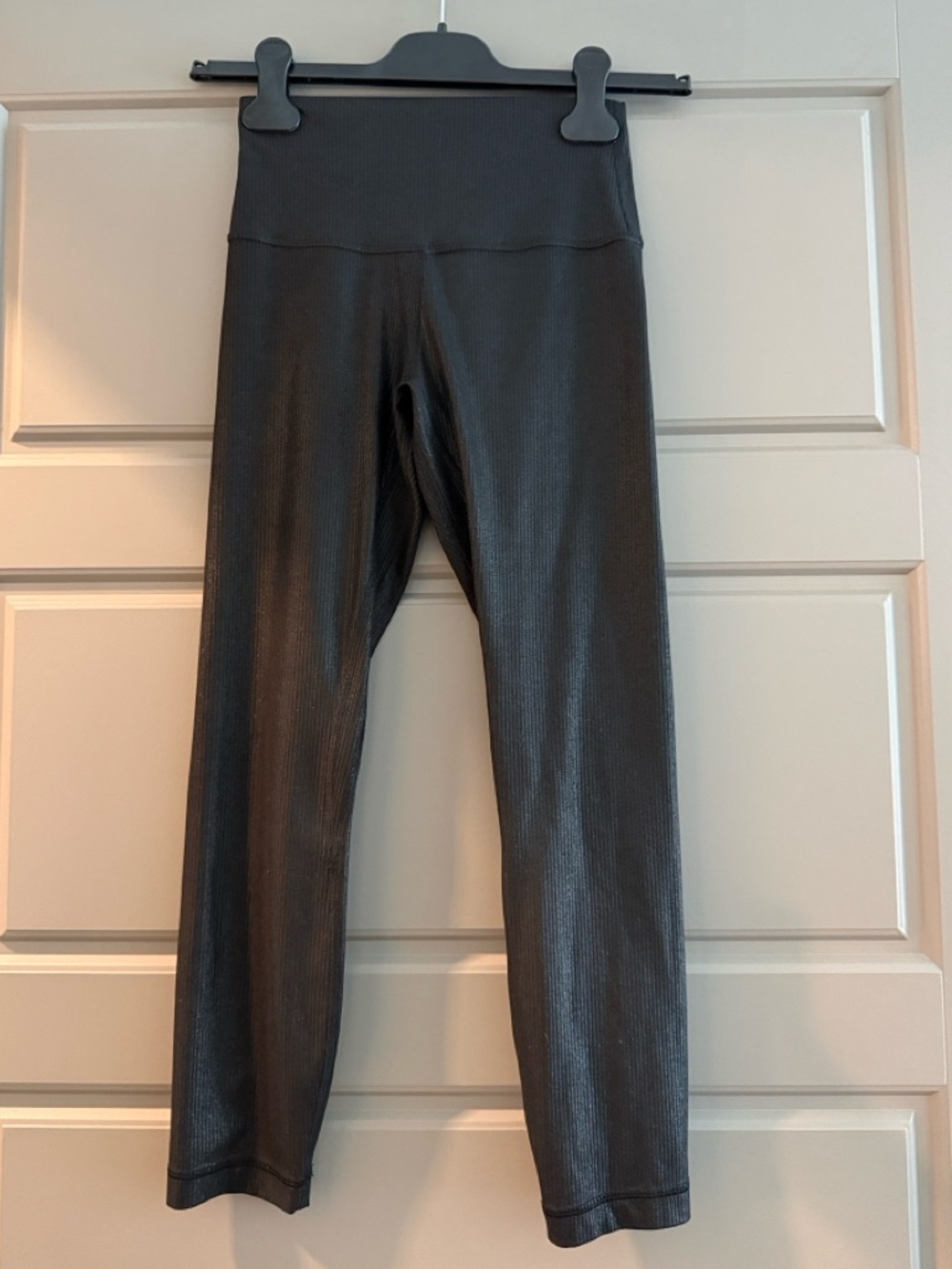 Lululemon Align Shimmer High-Waist Black Ribbed Leggings- size 4 23”inseam